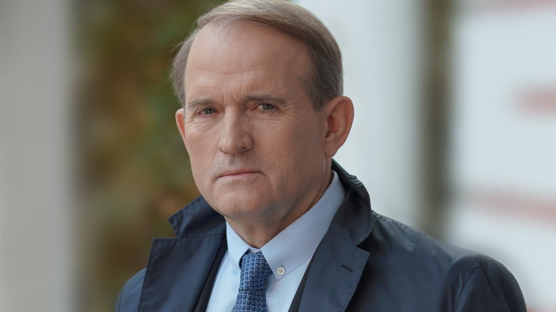 Медведчук рассказал, кто летел его самолетом из Омана в Москву