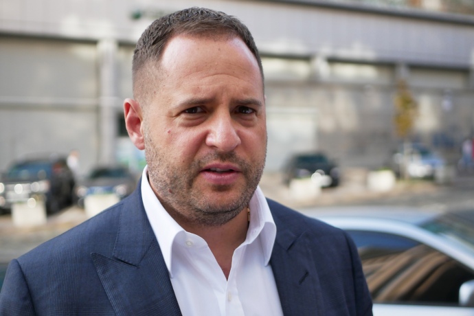 Хорошо ладит с Россией: 10 фактов о новом главе Офиса Президента