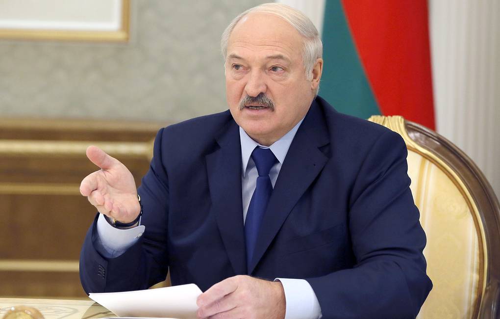 ✔️ Лукашенко заявил, что в России тяжелая ситуация с коронавирусом, у них пожар