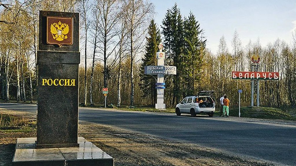 Беларусь не могла первой сказать "нет", но если случится, что "поребрик" сам отвалит, в Минске могут "порвать два баяна"