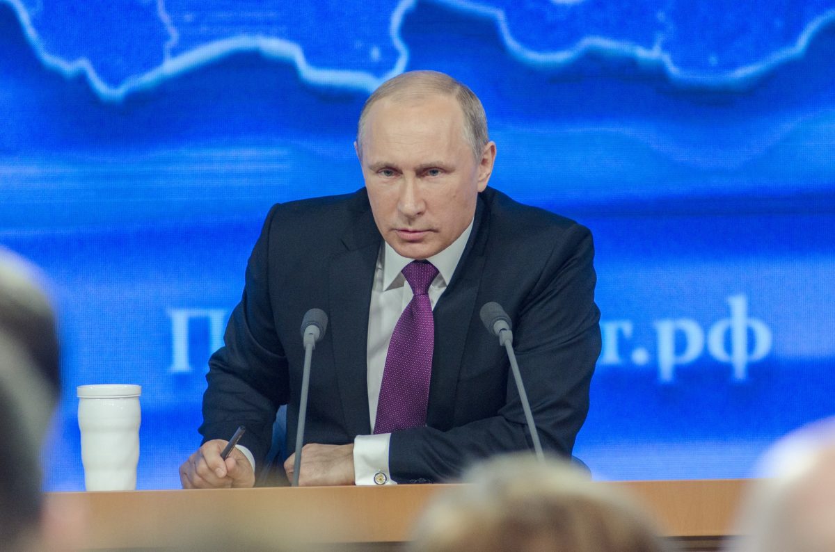 Сталинский опыт: Почему Путин так спешит с парадом?