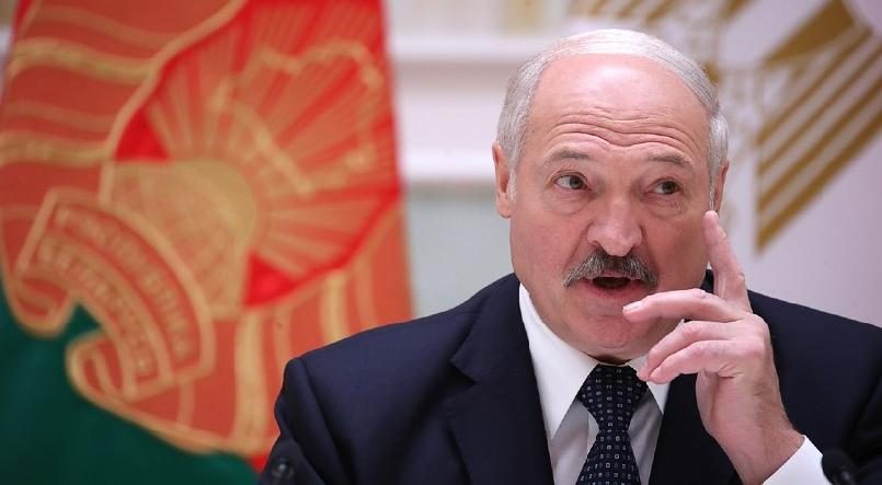 Лукашенко признал, что потеряет Беларусь, если поступит демократично