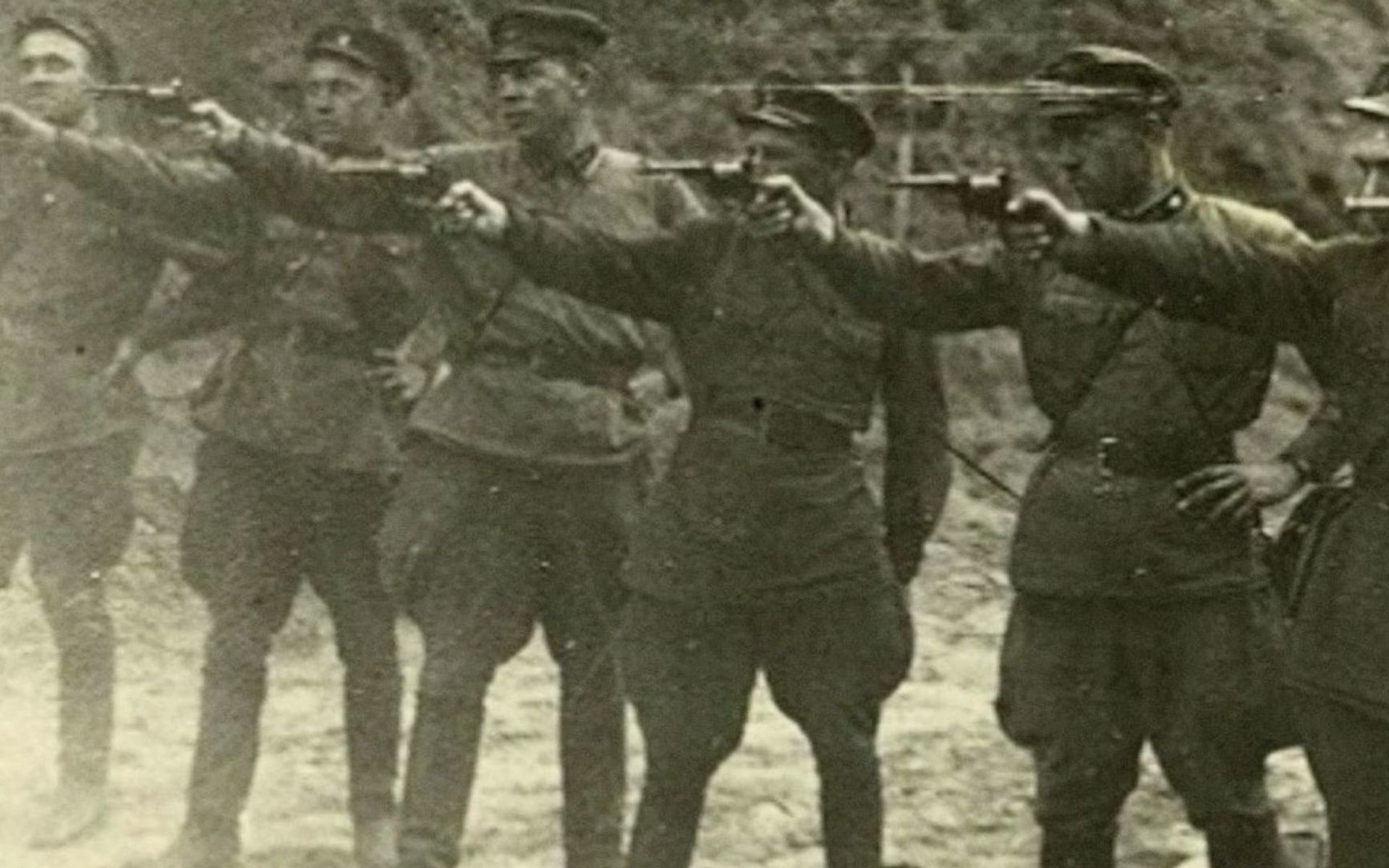 Они не брали Берлин, не маршировали по Красной площади на Параде Победы. Их расстреляли — свои