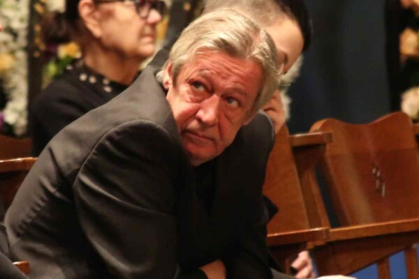 У Михаила Ефремова, устроившего смертельное ДТП в Москве, случился сердечный приступ