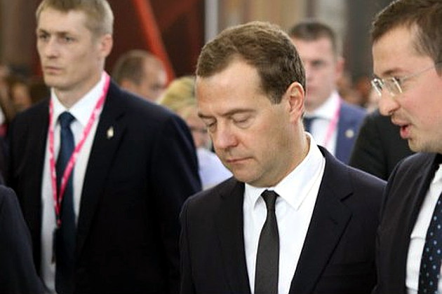 Не будите спящего Медведева