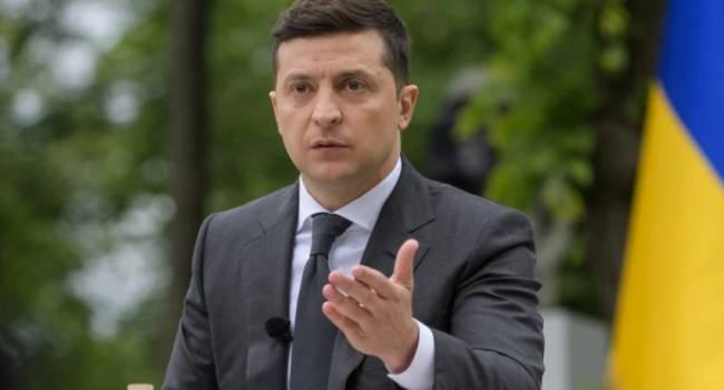 Зеленский отомстил за решение суда открыть производство против Ермака за госизмену и шпионаж