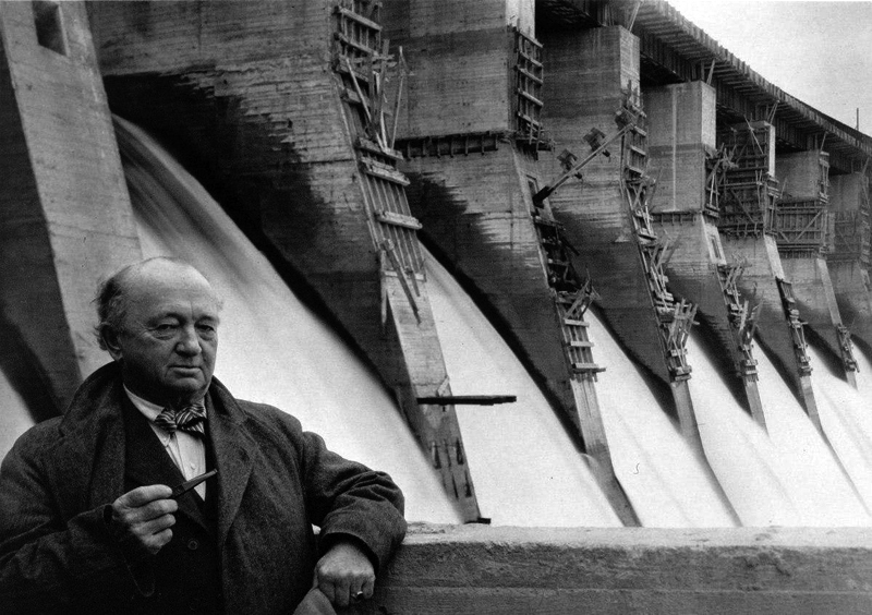 «Что должно произойти с Россией?..»