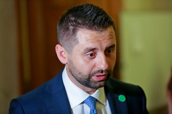 Арахамия не исключил раскола монобольшинства "Слуги народа" в Раде