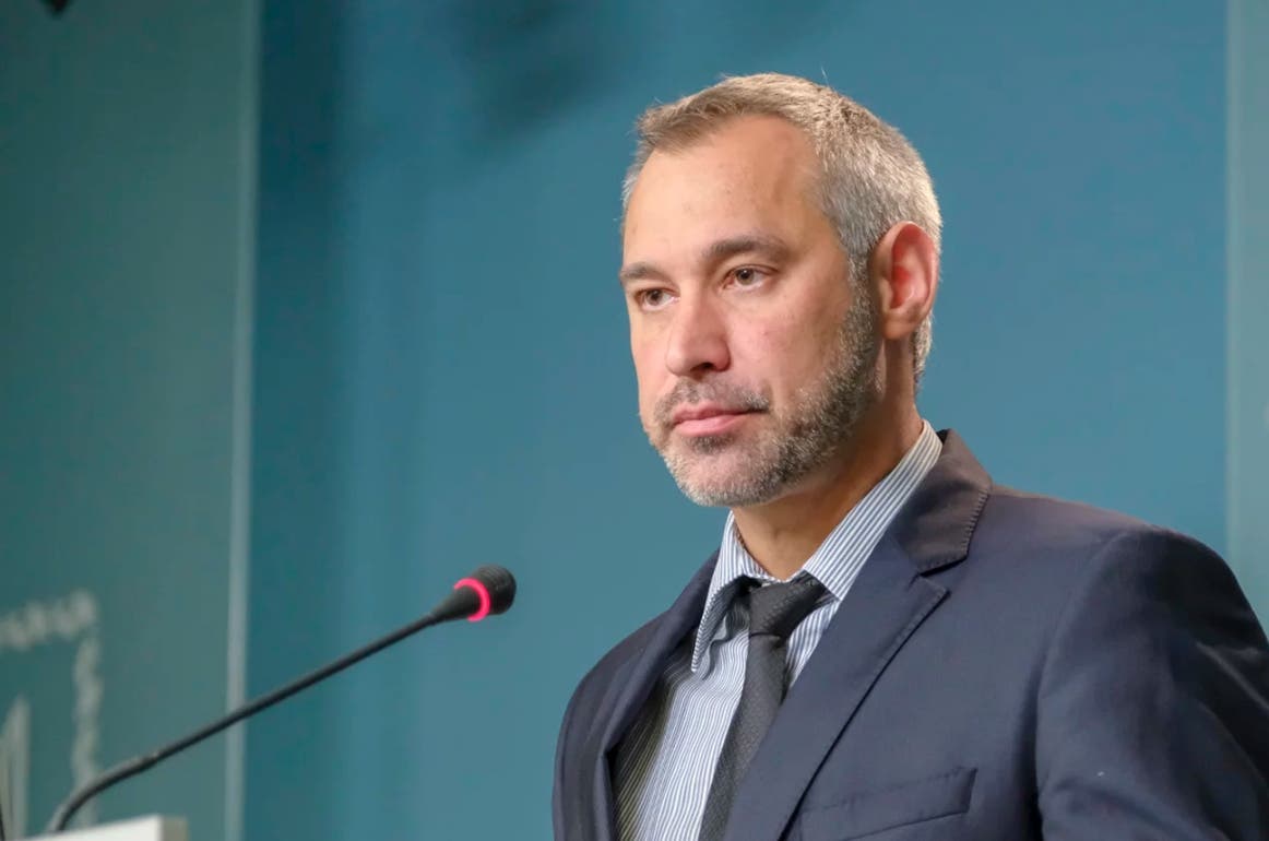 Рябошапка назвал Зеленского «лжецом», а Лерос – «неадекватом»