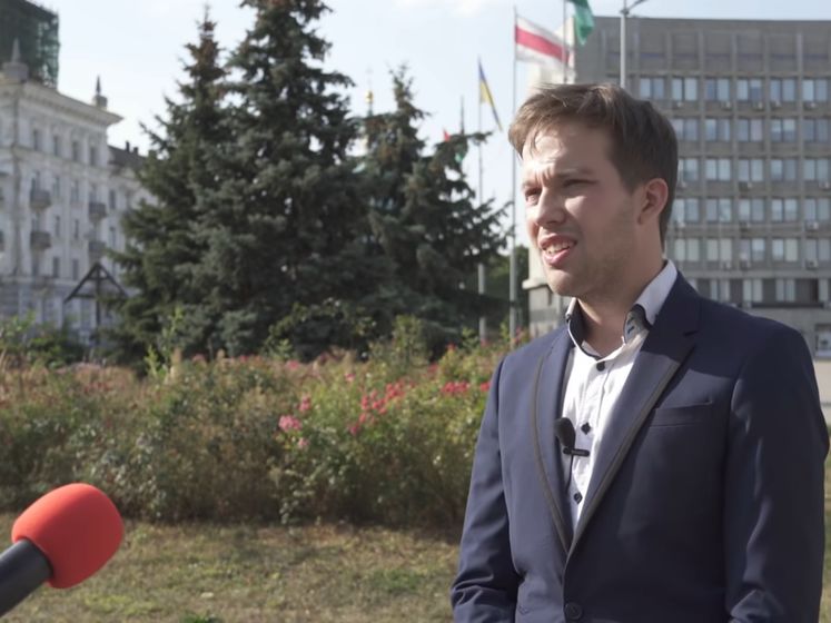 "Иду, чтоб п...здить деньги. Какой я в cpаку патриот?" Украинский комик запустил проект про "кандидата в мэры" Почечуна (Видео)