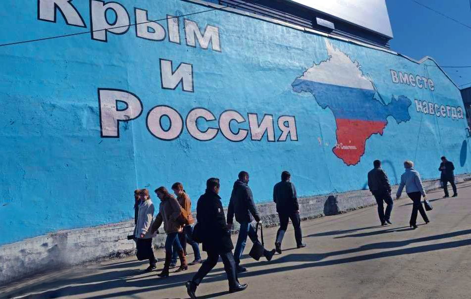 Россия массово завозит сибиряков в Крым и выселяет украинцев: оккупантов уличили в геноциде