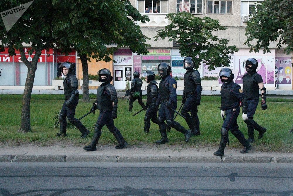 Избиение белорусских студентов: Кибер-партизаны и преподаватели сделали заявления
