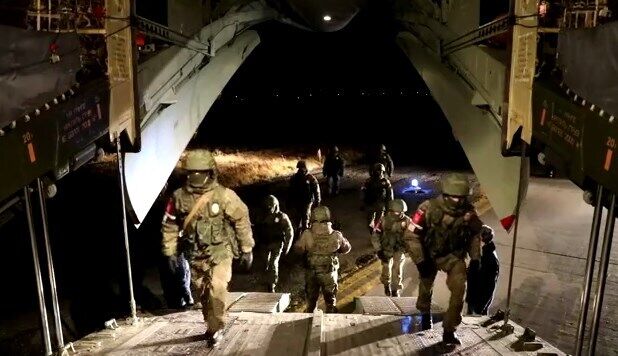 Россия уже начала переброску миротворцев в Карабах. Фото и видео