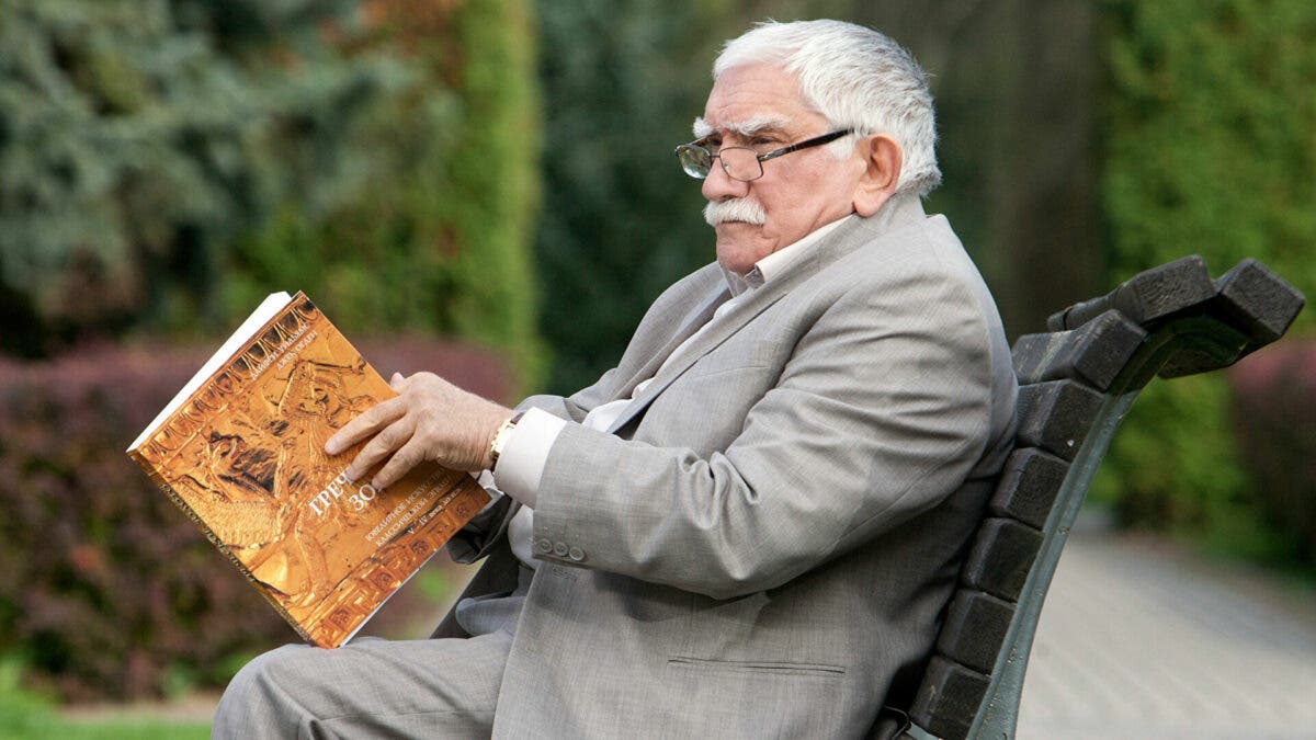 Умер Армен Джигарханян