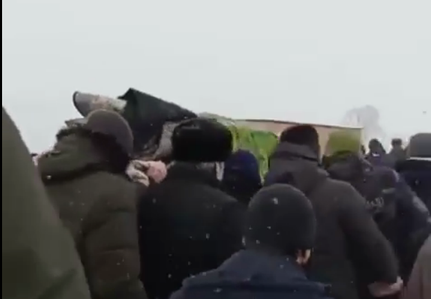 В России похоронили террориста, убившего французского учителя. РФ окажется территорией, где убивать за слова почетно и считается обязанностью