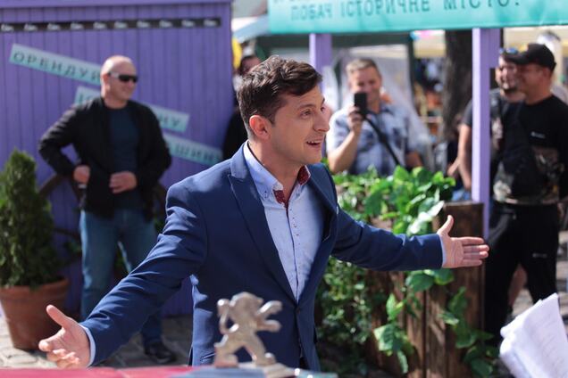 Гоните дебилов из Офиса президента. Пока не поздно