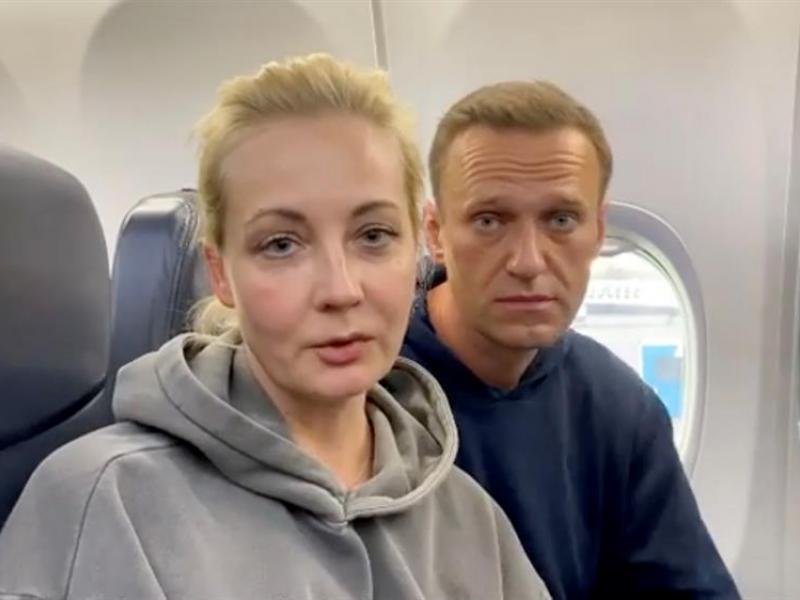 «Вопрос: зачем, всё-таки, Алексей вернулся?..»