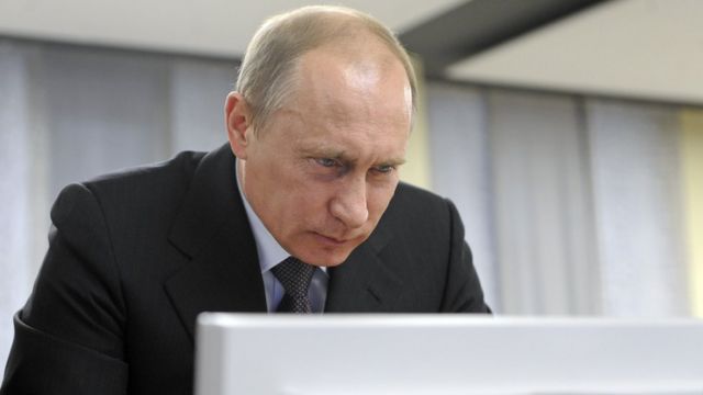 Страшилки Путина про интернет бесполезны: прошлое не привлекает молодежь