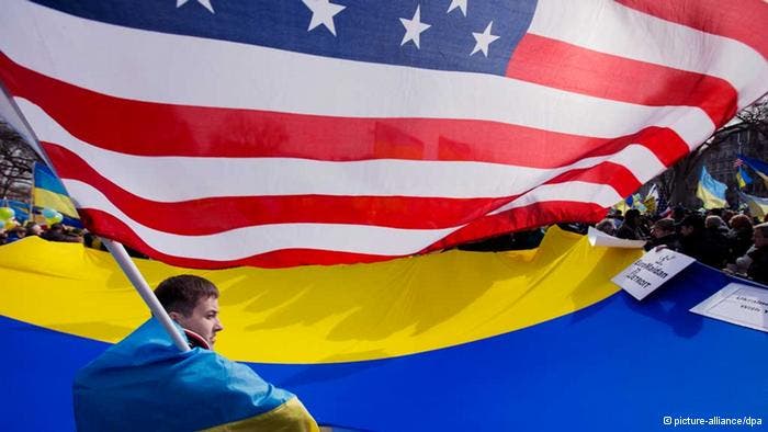 Санкции против Коломойского: Америка хочет научить нас играть по ее правилам