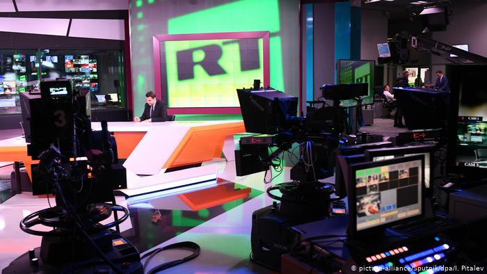 Bild сообщил, что RT заставлял своих немецких сотрудников шпионить за Навальным, телеканал обещает судиться