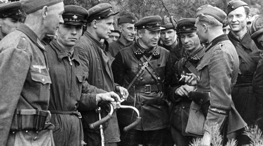 Госдума продолжает запрещать позорные страницы истории России