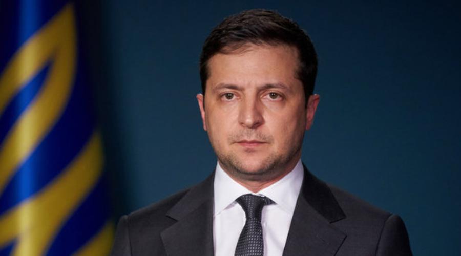 Зеленский хочет принять основы национального сопротивления и увеличить армию