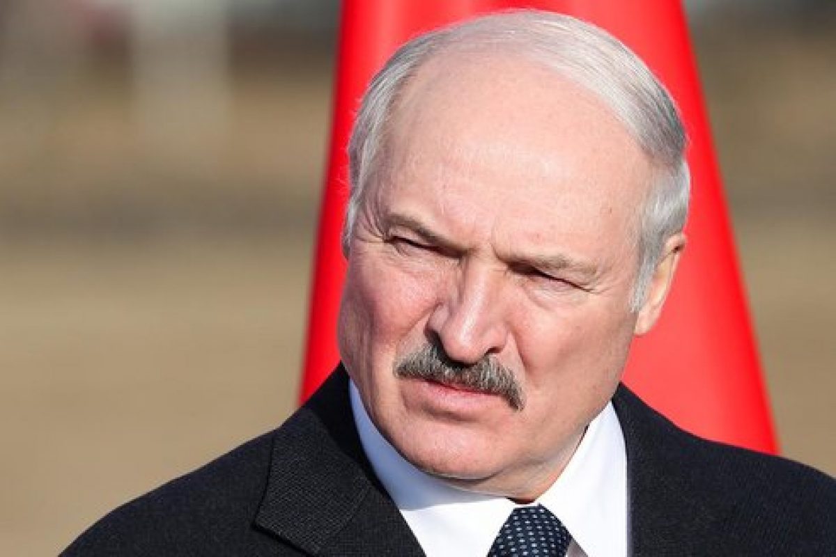 Маниакальная жажда власти: главная проблема Лукашенко