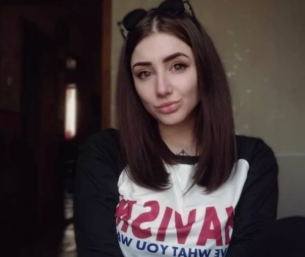 В Харькове студентка с матами пожаловалась, что ей нужно использовать украинский язык. Видео