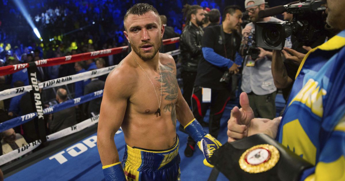 Ломаченко одержал яркую победу в сложнейшем бою: видео