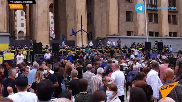 Требуют отставки премьера - Грузию накрыла волна протестов из-за смерти телеоператора: видео