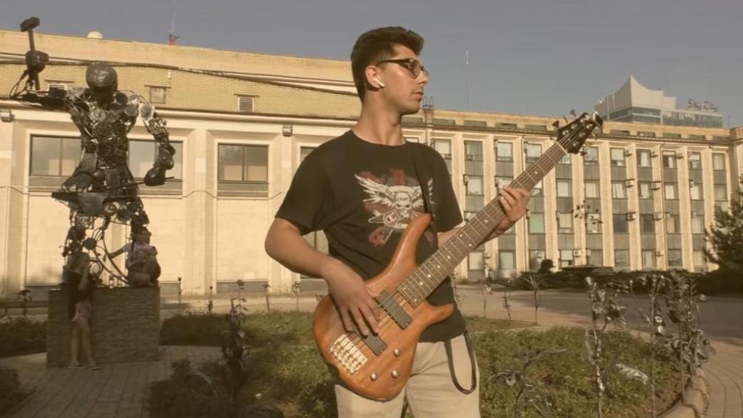 Донецкий акцент и эпичный Билл Гейтс. Донецкие музыканты выпустили клип ко Дню города