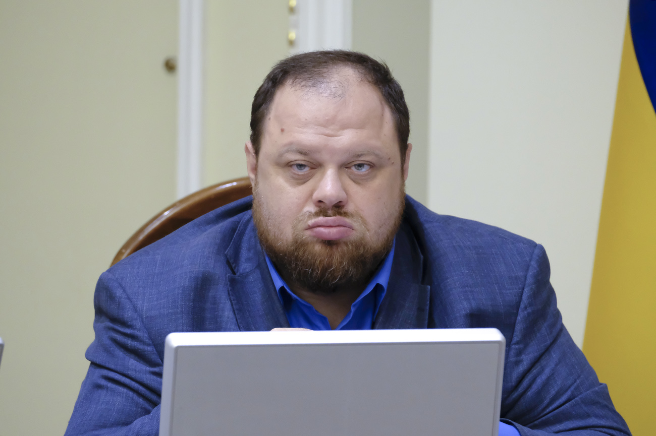 Очень хорошее интервью со Стефанчуком. Оно показывает, кто у нас во власти, и куда они тащат страну