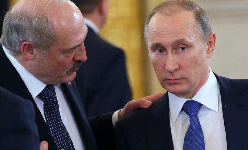 Лукашенко играет с Путиным в эмира и ишака, ожидая, кто умрет первым