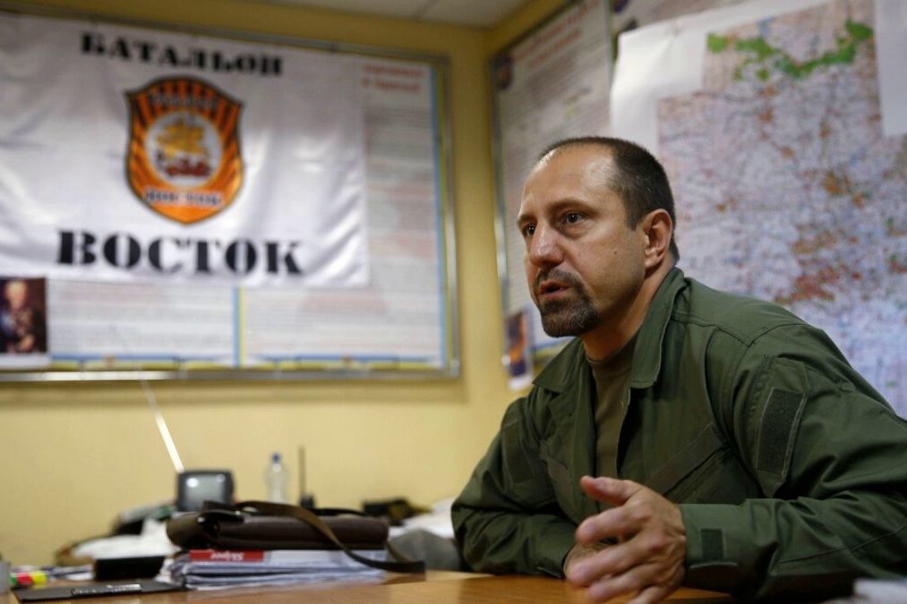 «Россияне наживаются на нашем горе!» Командир боевиков рассказал о кураторах из России (Видео)