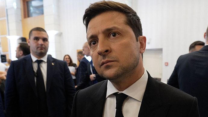 Зеленский оценил на 3+ работу "слуг" за два года