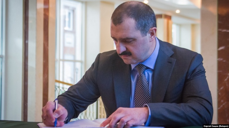 Лукашенко отправил сына Виктора в Катар на переговоры с шейхом-премьером. Зачем?