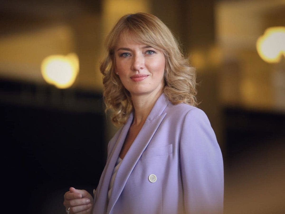 Главой "Слуги народа" избрана Елена Шуляк: что о ней известно