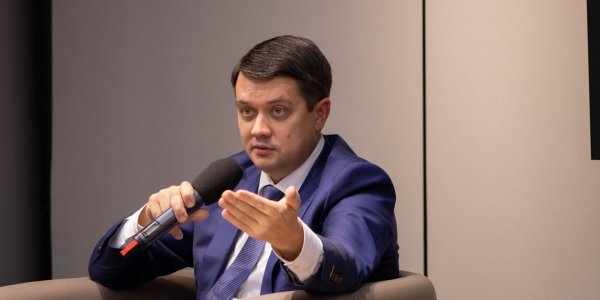 "Друзьям - все, врагам - закон": Разумков рассказал о принципах политики "зеленой" власти
