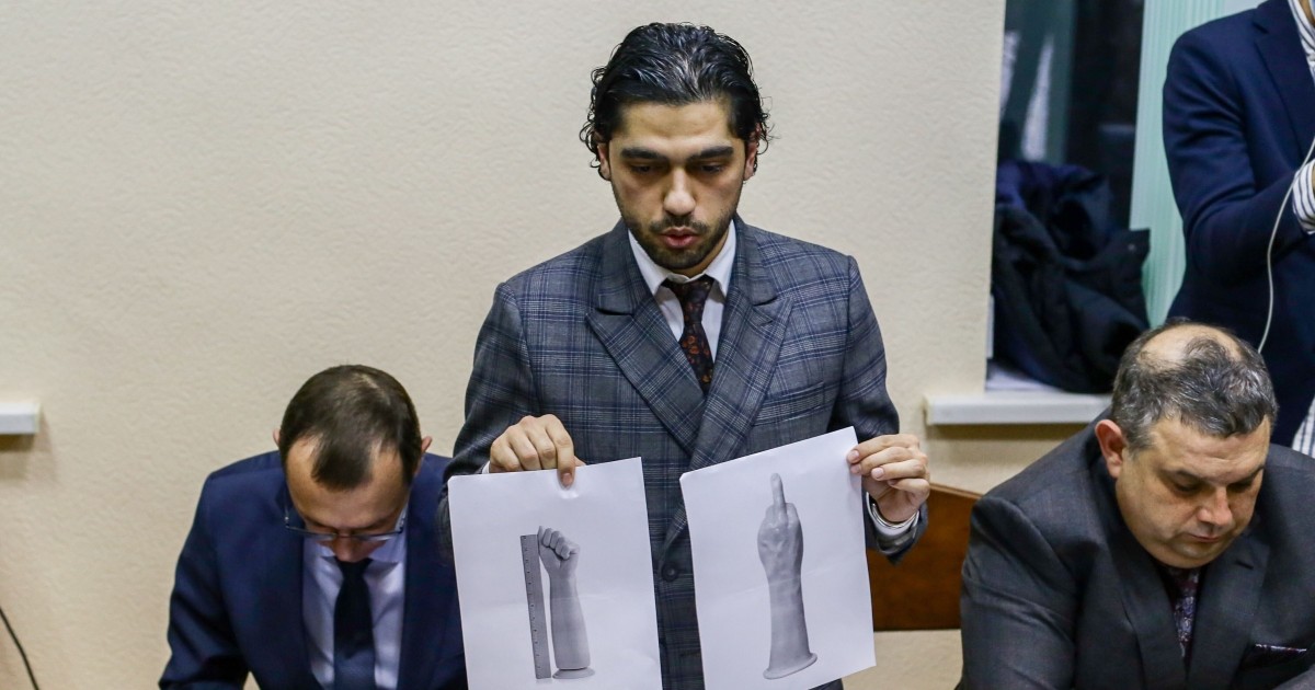 "Трое судей с круглыми от удивления глазами". Апелляционный суд оставил Леросу меру пресечения в виде личного обязательства