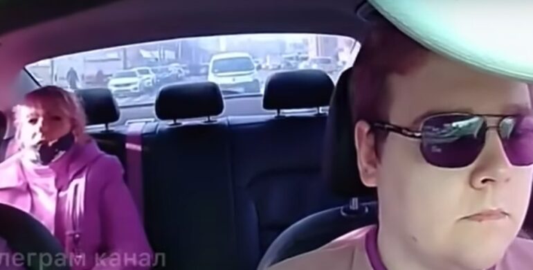 В Киеве таксист высадил женщину, которая призналась, что ненавидит украинский язык (Видео)