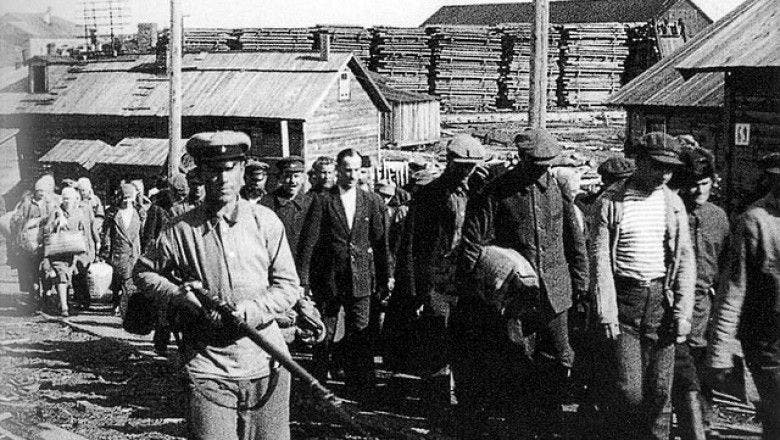 СБУ рассекретила документы, разоблачающие репрессии и преступления советских властей в Крыму