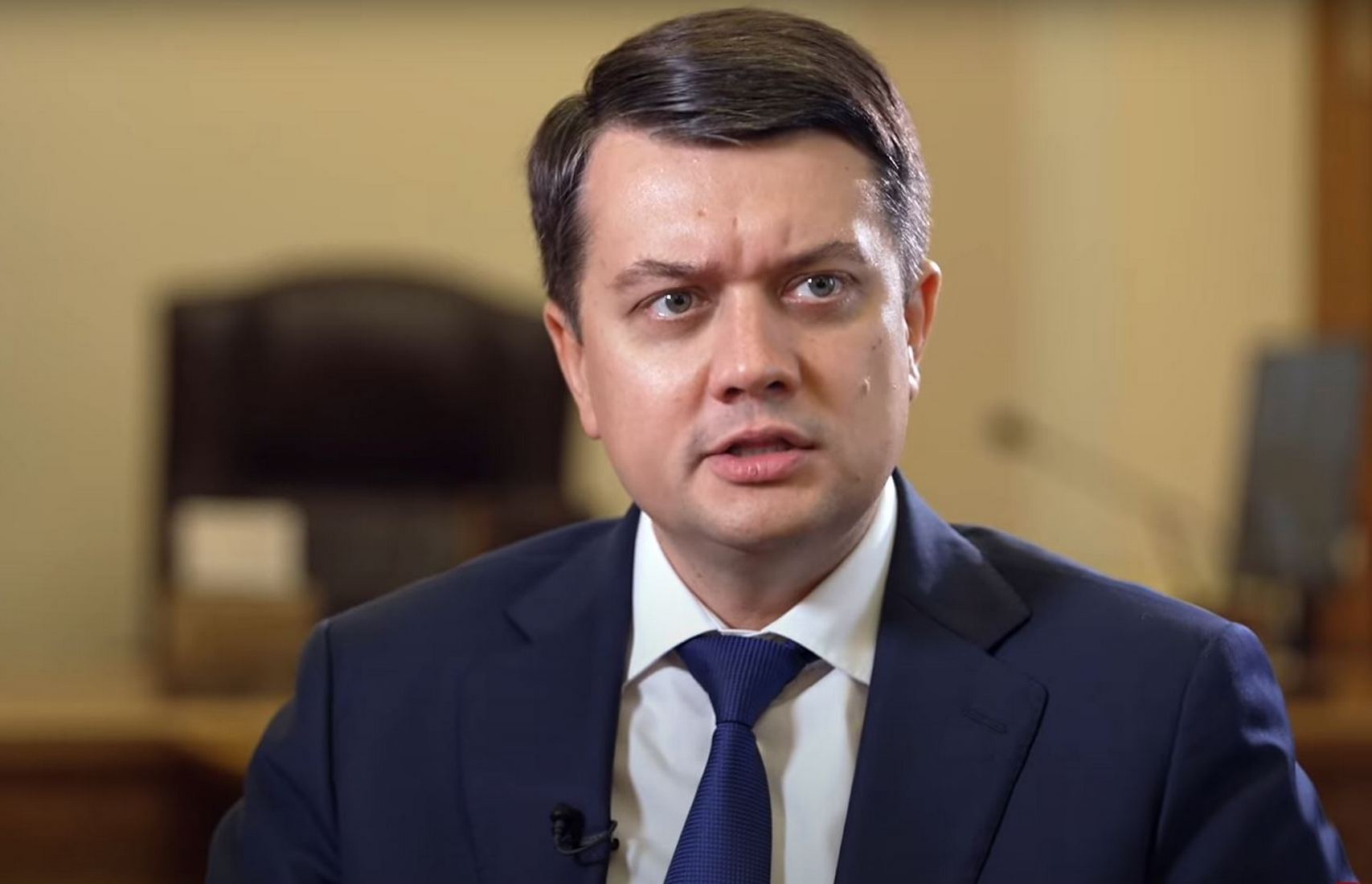 "Закончилась эпоха кумовства". Разумков прокомментировал скандал с замглавы МВД Гогилашвили