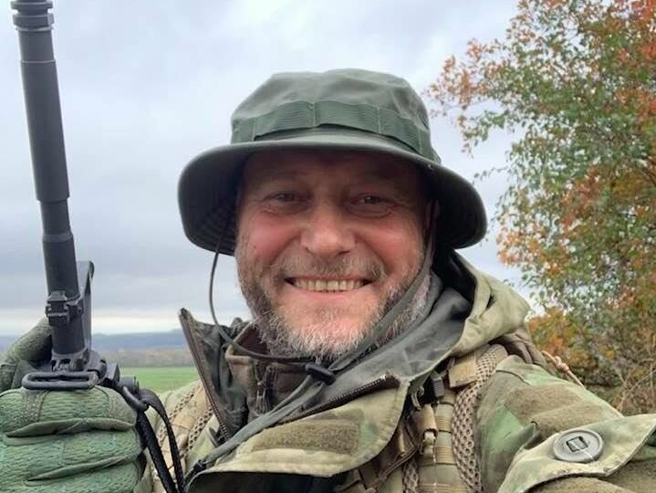 Ярош: Путин, ты тварь! Пришел на украинскую землю и теперь хочешь, чтобы мы сдались. Хрен тебе, а не Украину, мудак московский