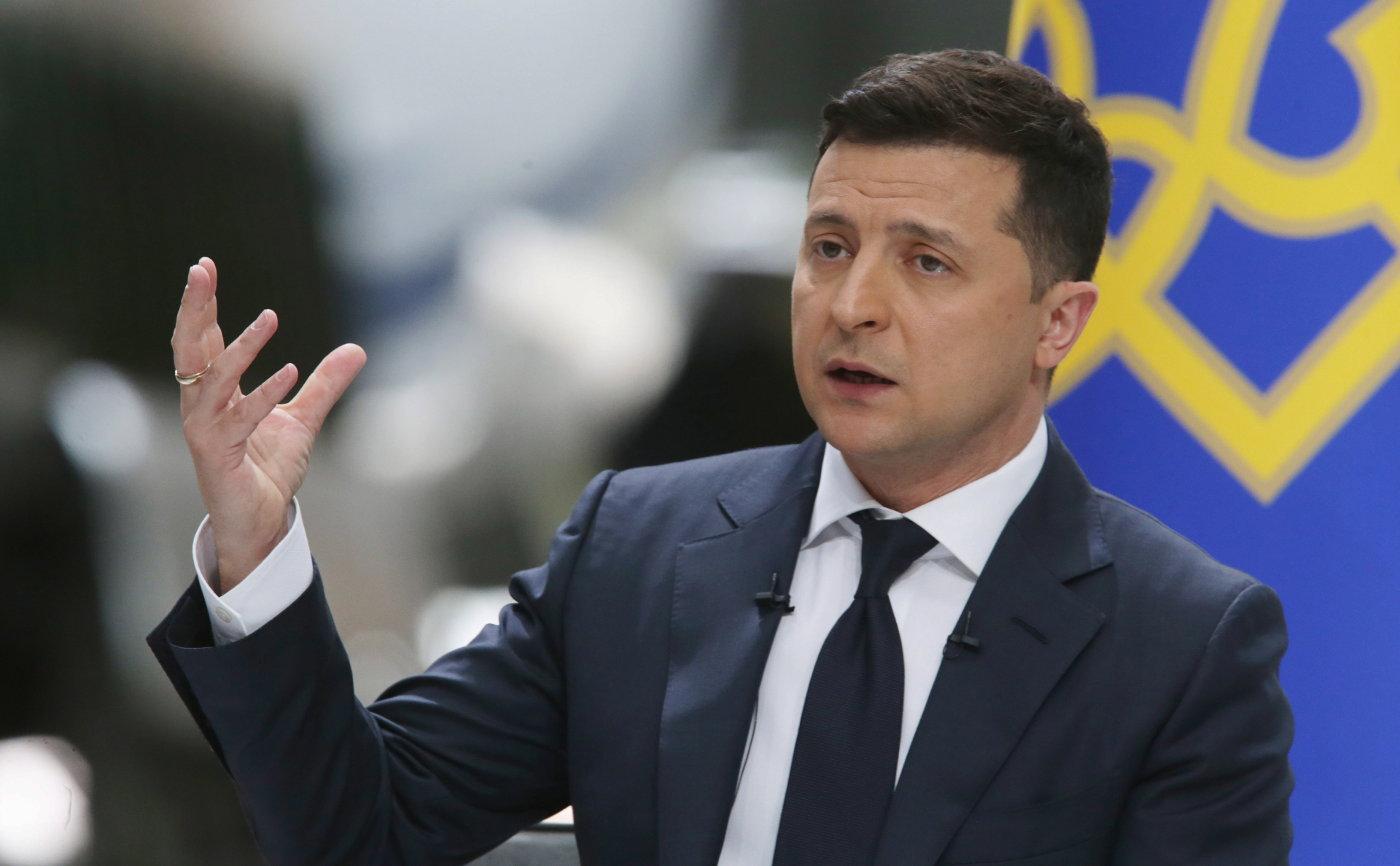 Богдан о нынешней конструкции власти: Кусок говна и кусок пули внешне выглядят одинаково, но летят по-разному
