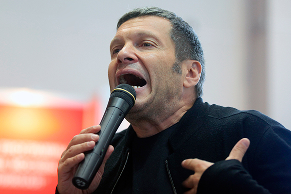 Ему бы доктору показаться, конечно.