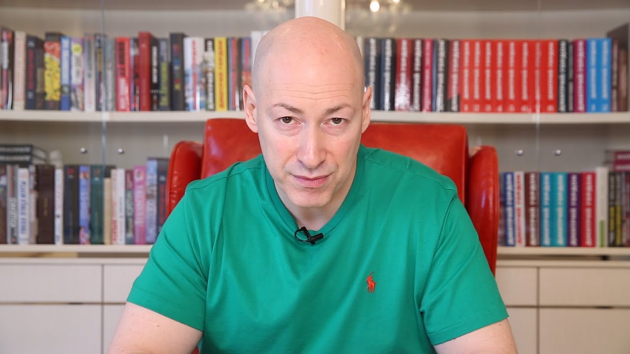 ✔️"Остались ли в вашем окружении люди, которые могут вас критиковать?" Гордон задал Зеленскому более 70 вопросов, накопившиеся за время его президентства