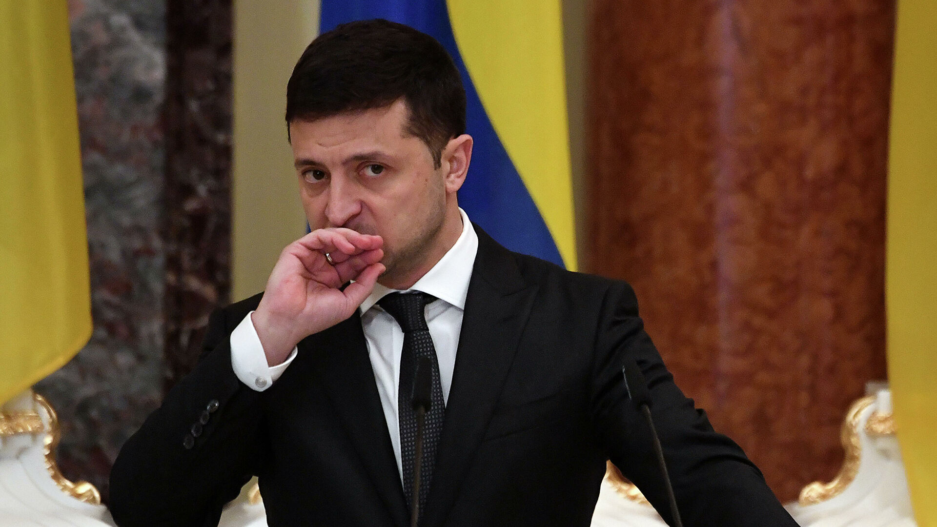 Почти половина украинцев считают Зеленского разочарованием года