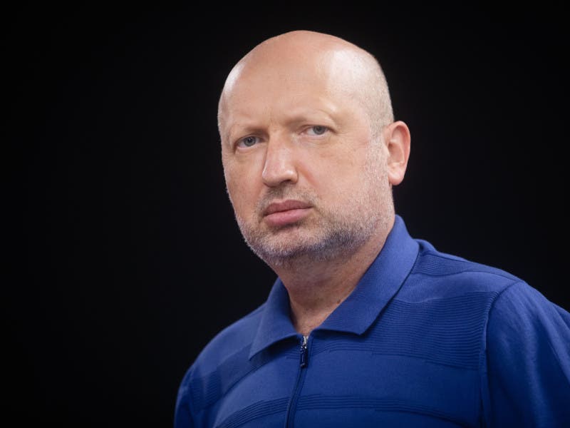 У членов «Евросолидарности» прошли обыски по делу против Порошенко