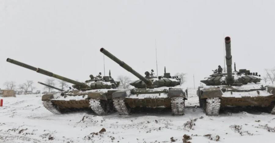 Россия готовит фейковое видео для вторжения, но россиянам не до Украины