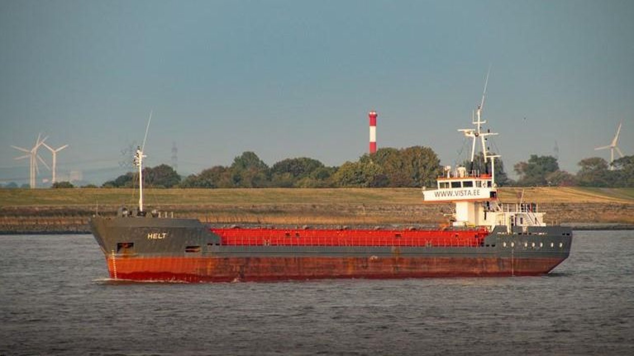 Использовали как "живой" щит: россияне потопили сухогруз под флагом Панамы